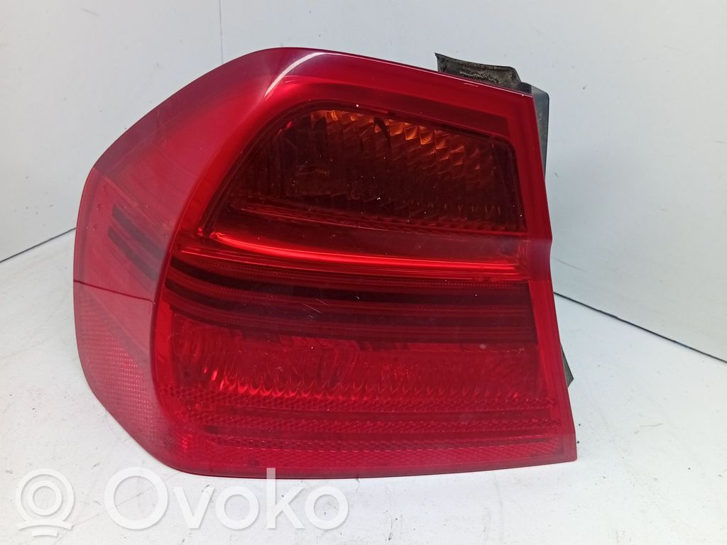 Luz trasera/de freno   693745712