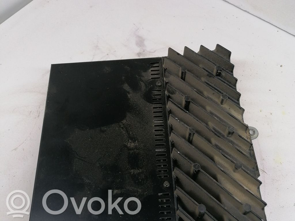 BMW 1 E81 E87 Sound amplifier 