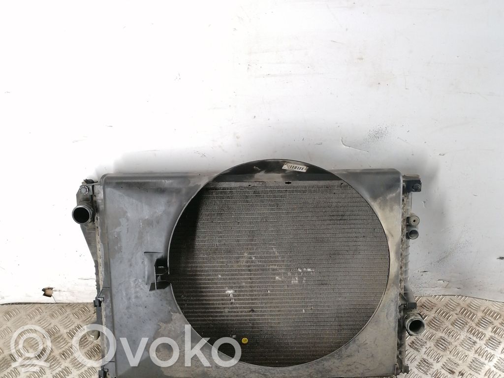 BMW 5 E39 Coolant radiator 