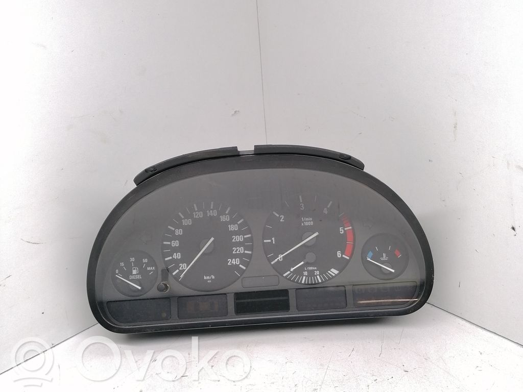 BMW 5 E39 Nopeusmittari (mittaristo) 