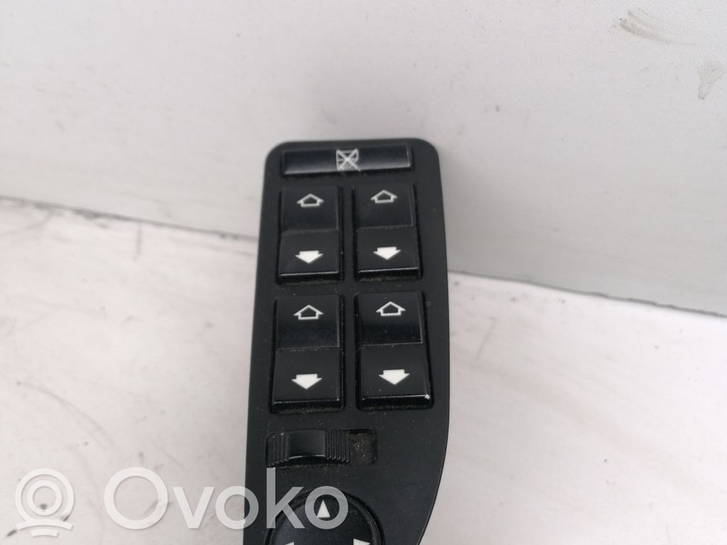 BMW 5 E39 Electric window control switch 