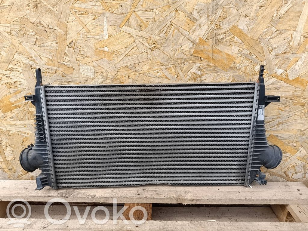 Opel Insignia A Interkūlerio radiatorius 