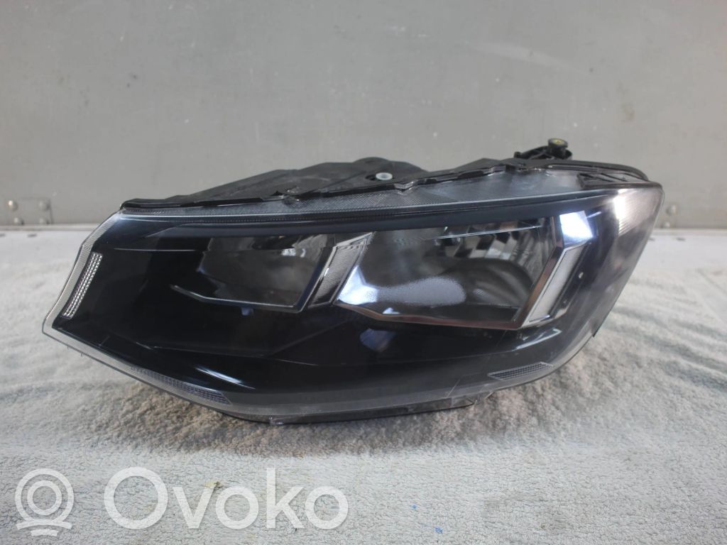 Volkswagen Caddy Headlight/headlamp 