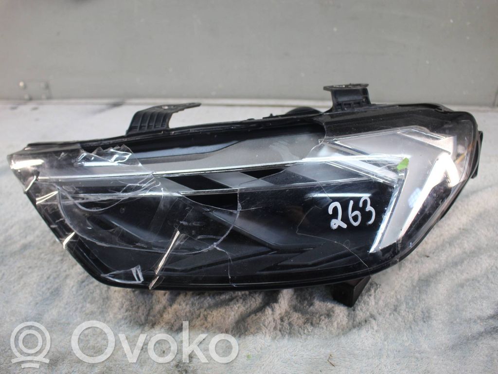 Audi A1 Headlight/headlamp 
