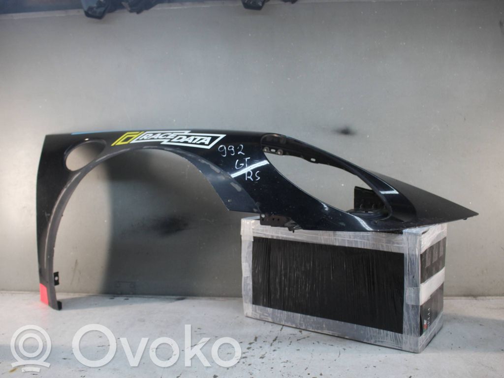 Porsche 992 Sparnas 