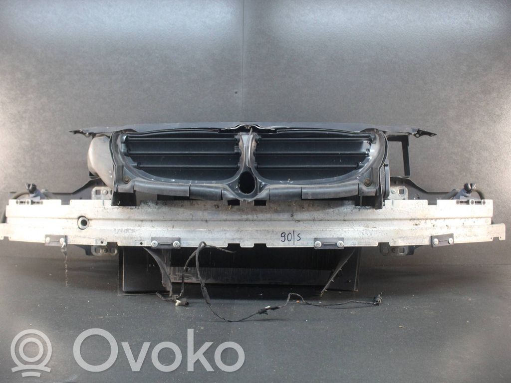 Priekinis sustiprinimas bamperio   7054360,271103,11267310