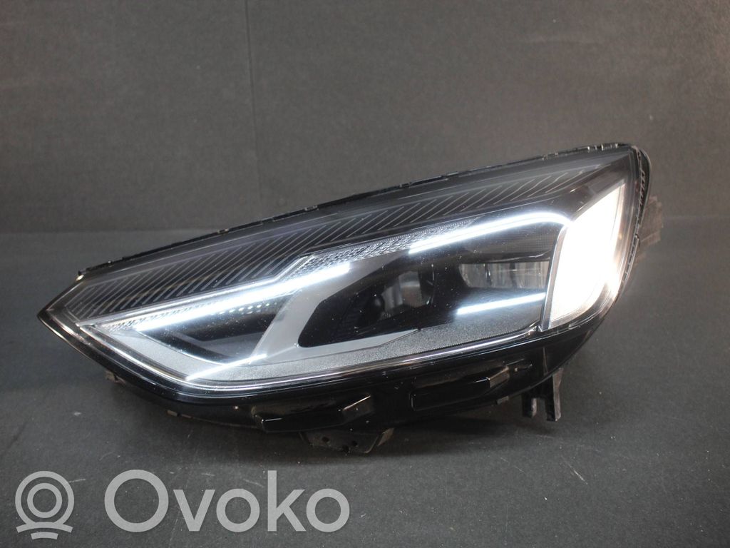 Audi A4 S4 B9 8W Scheinwerfer 