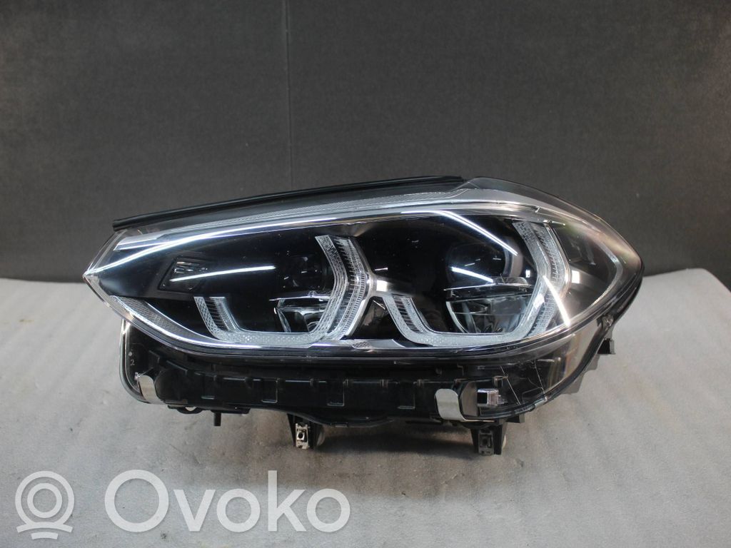 BMW X4 G02 Lampa przednia 