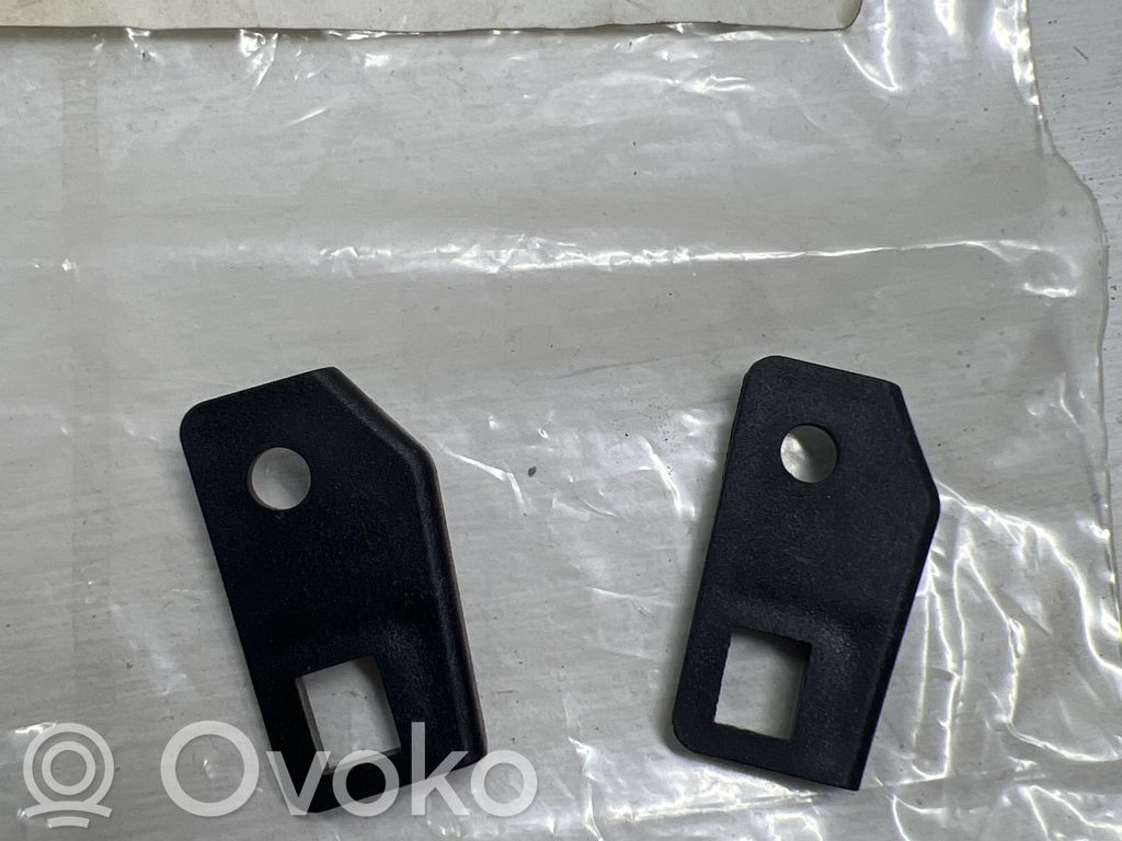 Headlight/headlamp mounting bracket   4D0853237A,323723,204636297