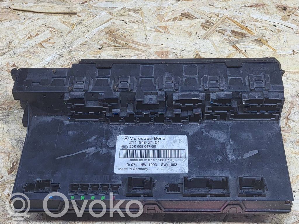 Mercedes-Benz E W211 Fuse module 