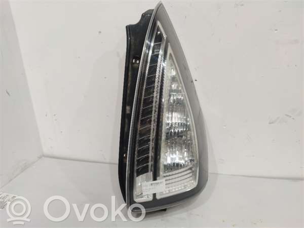 Lámpara de faros/luces traseros