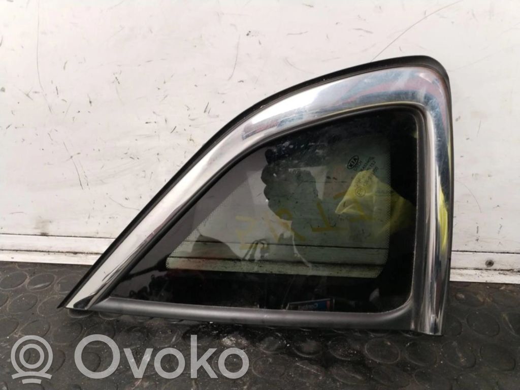 Vidrio lateral trasero   87810A2100,87810A2100