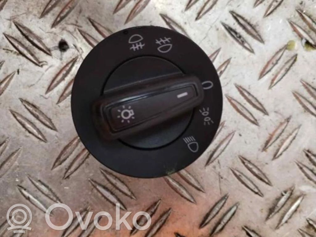 Light switch   5GO941431T,5GO941431T