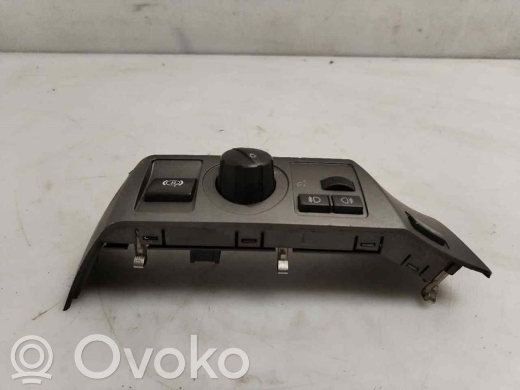 BMW 7 E65 E66 Valokatkaisija 