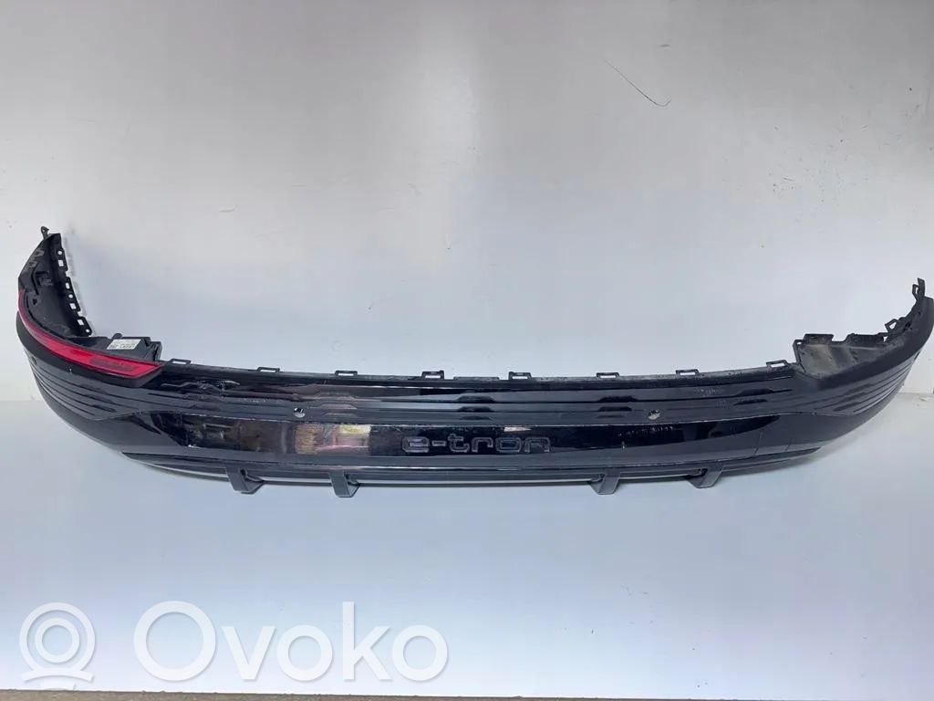 Audi e-tron Rear bumper 