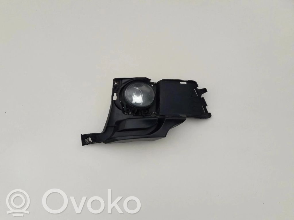 Etusumuvalo   89206261,89206261,13101610,51118035892,51118035892R,51118048774,51118048774R,5857711,5948579,63177839866,89206261