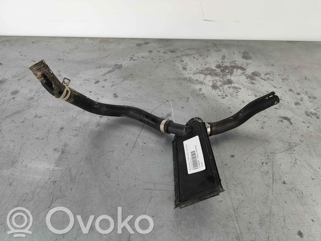 Volvo XC60 Engine coolant pipe/hose 