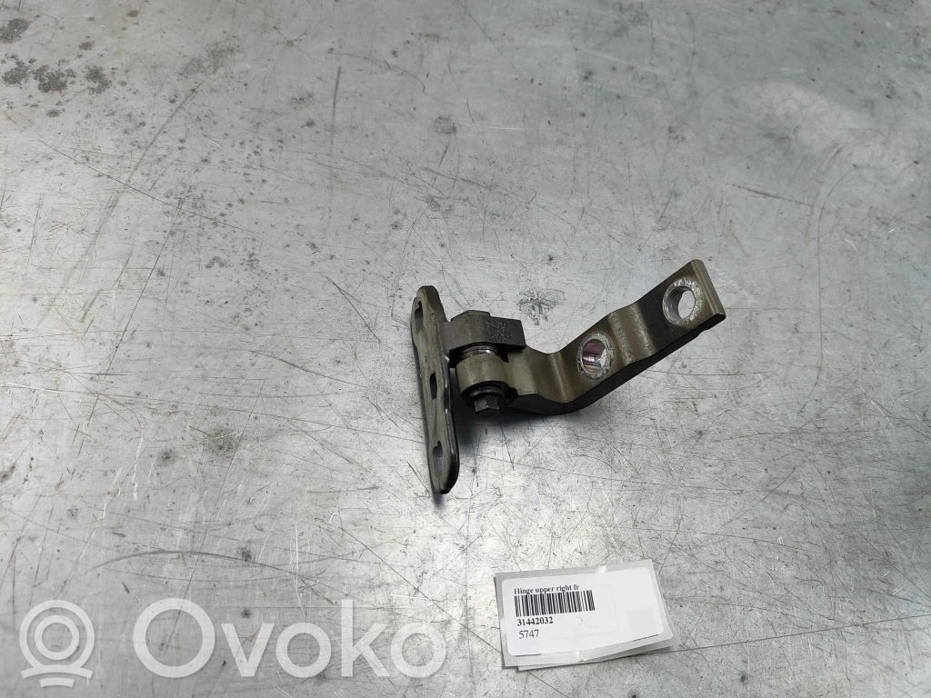Volvo XC60 Front door upper hinge 