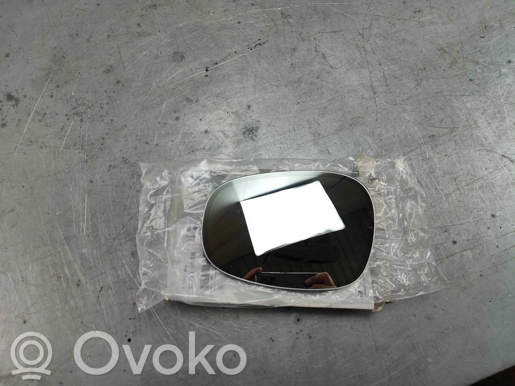 BMW 3 E90 E91 Spoguļa stikls 