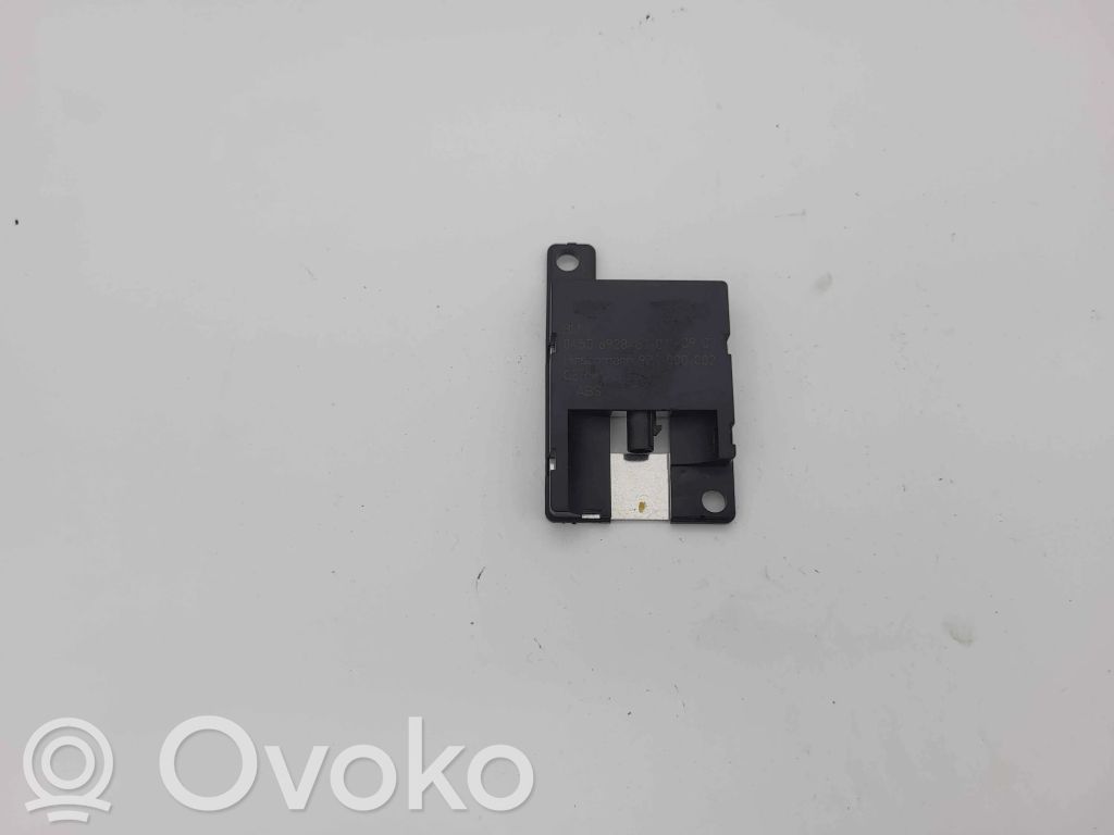 BMW 3 E92 E93 Antenna control unit 