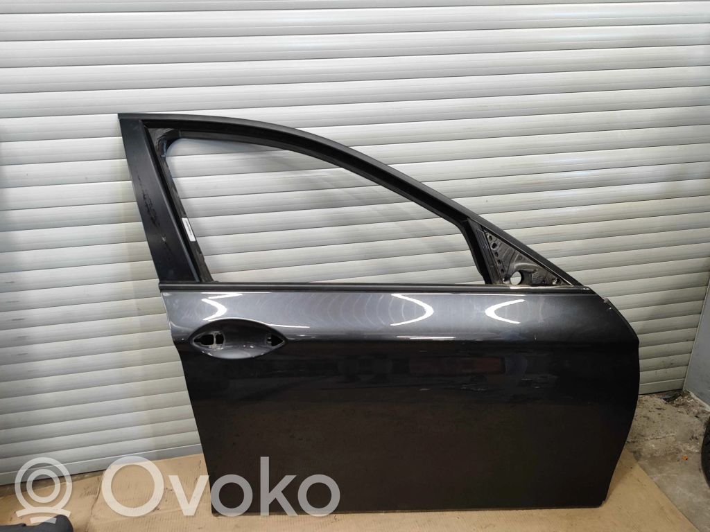 BMW 5 F10 F11 Priekinės durys 