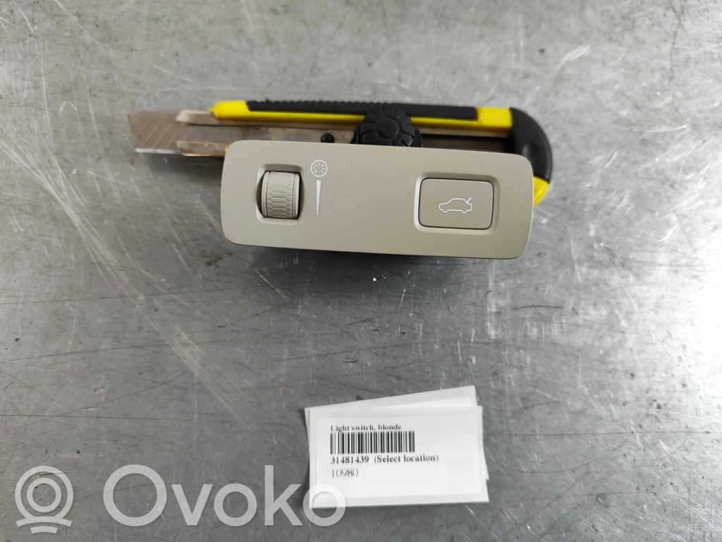 Volvo XC90 Tailgate opening switch 