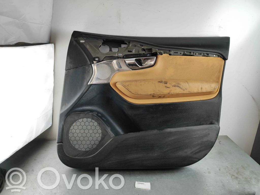 Volvo XC90 Front door card panel trim 