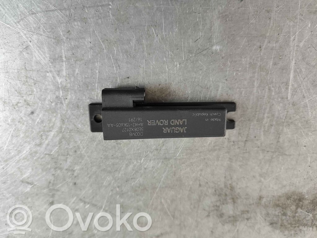 Land Rover Discovery Sport Keyless system antenna 