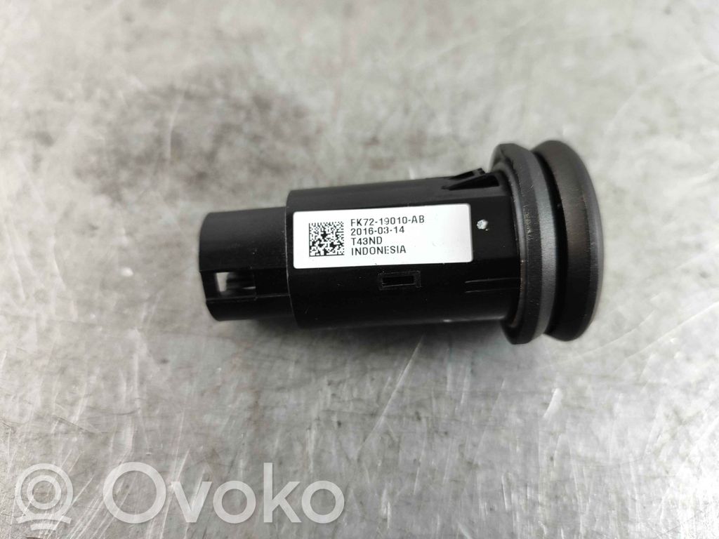 Jaguar F-Pace Enchufe conector USB 