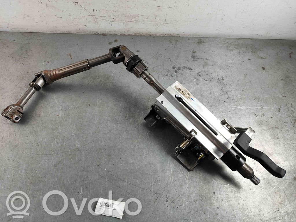 Volvo XC40 Stūresrata ass krustsavienojums 