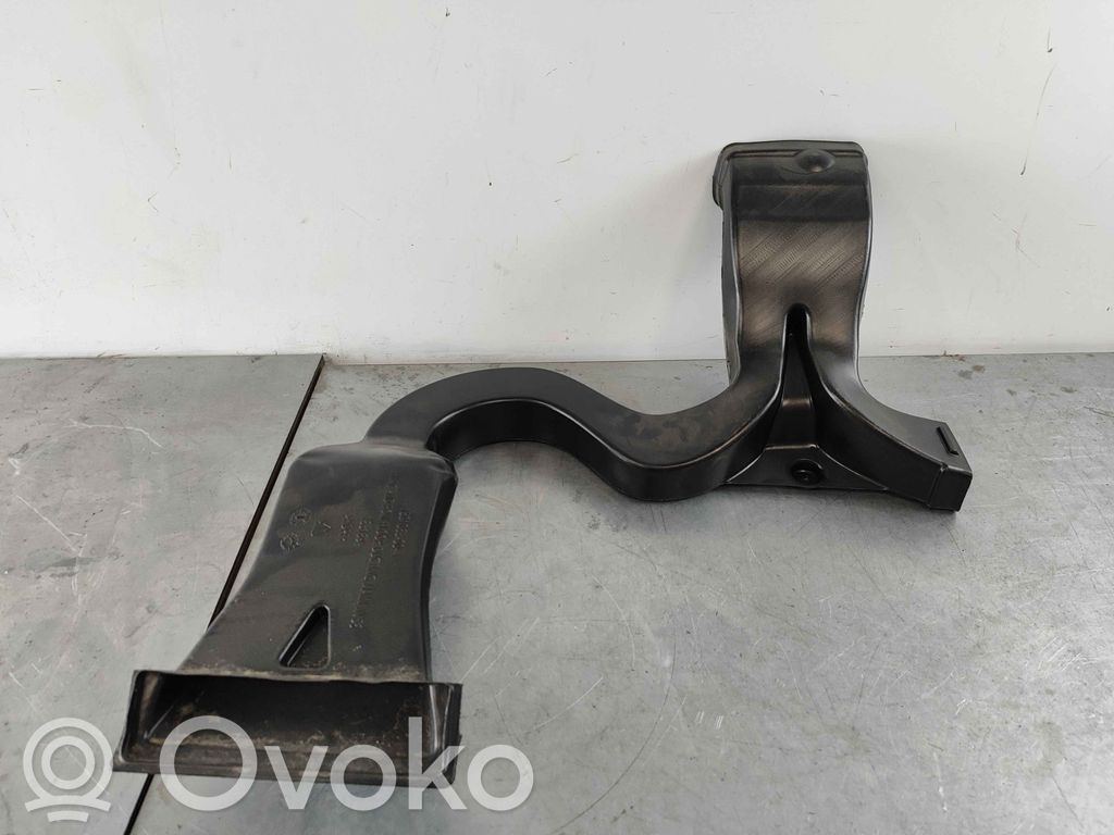 Tesla Model Y Ohjaamon sisäilman ilmakanava 
