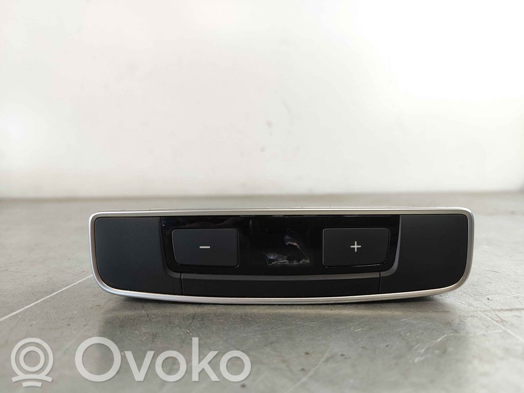 Audi A4 S4 B9 8W Climate control unit 