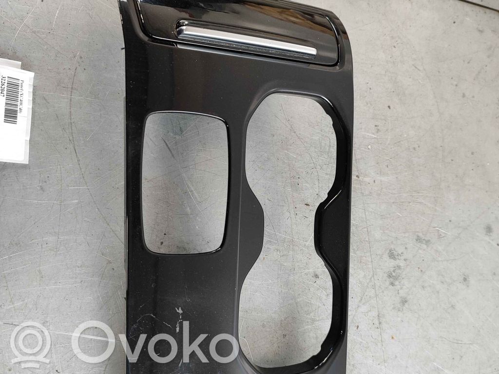 Volvo C40 Inny elementy tunelu środkowego 