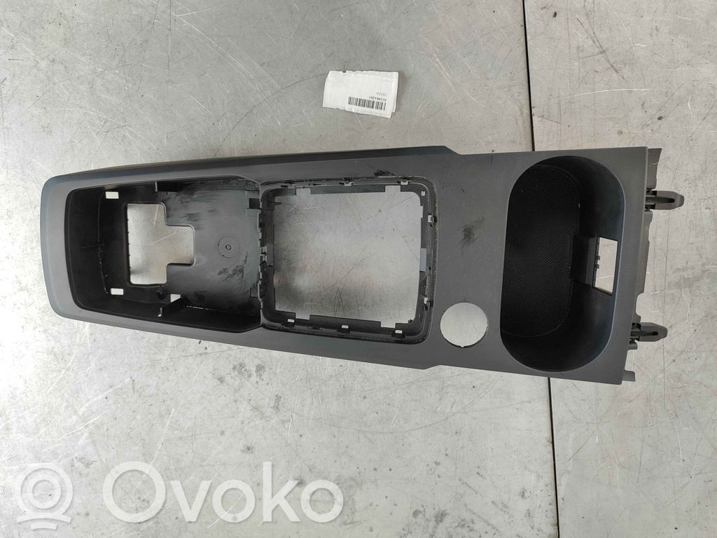 Volkswagen Taigo Consola central 