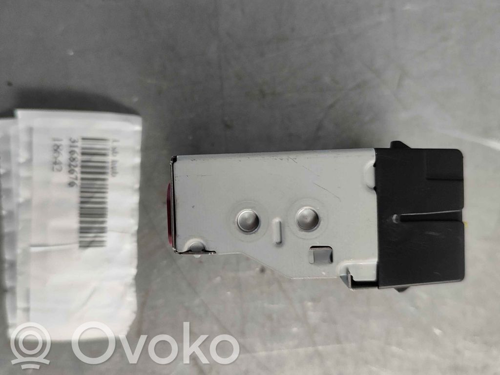 Volvo C40 Enchufe conector USB 