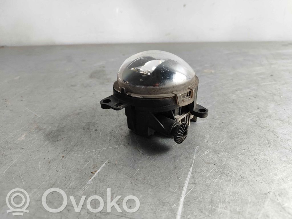 Volvo C40 Światło przeciwmgłowe przednie 