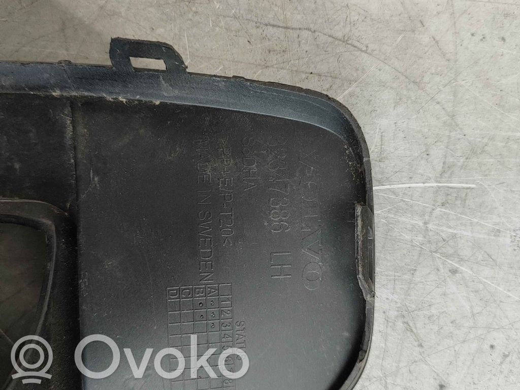 Volvo XC40 Narożnik zderzaka przedniego 