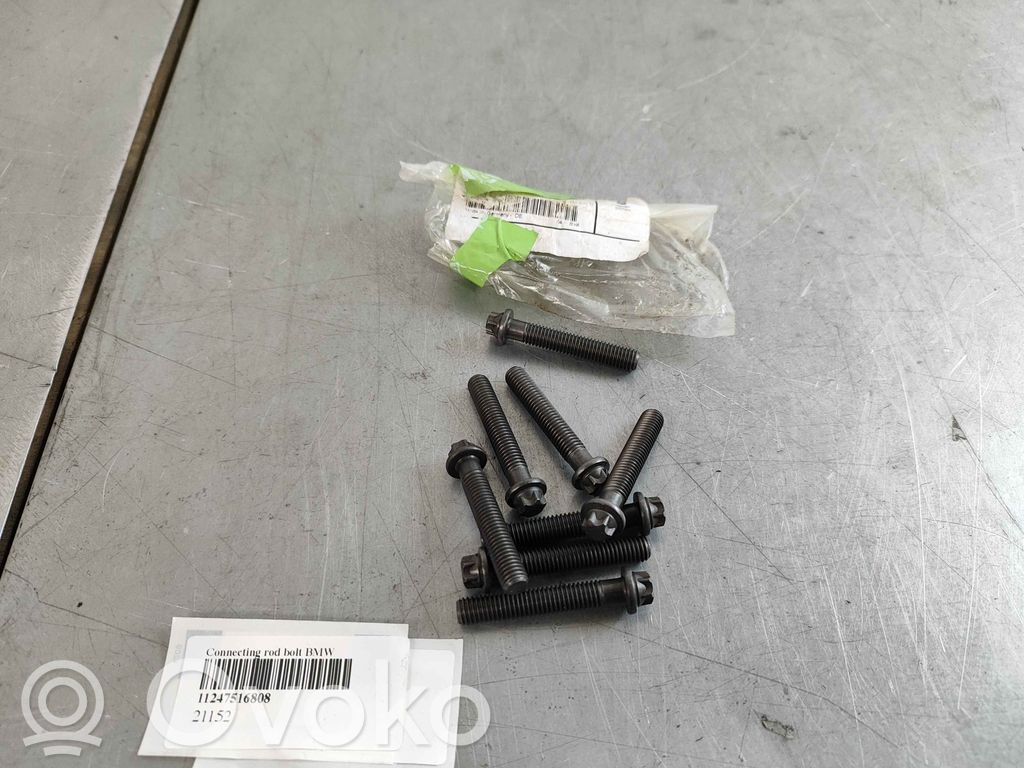 Nuts/bolts   11247516808,11247504429,7516808