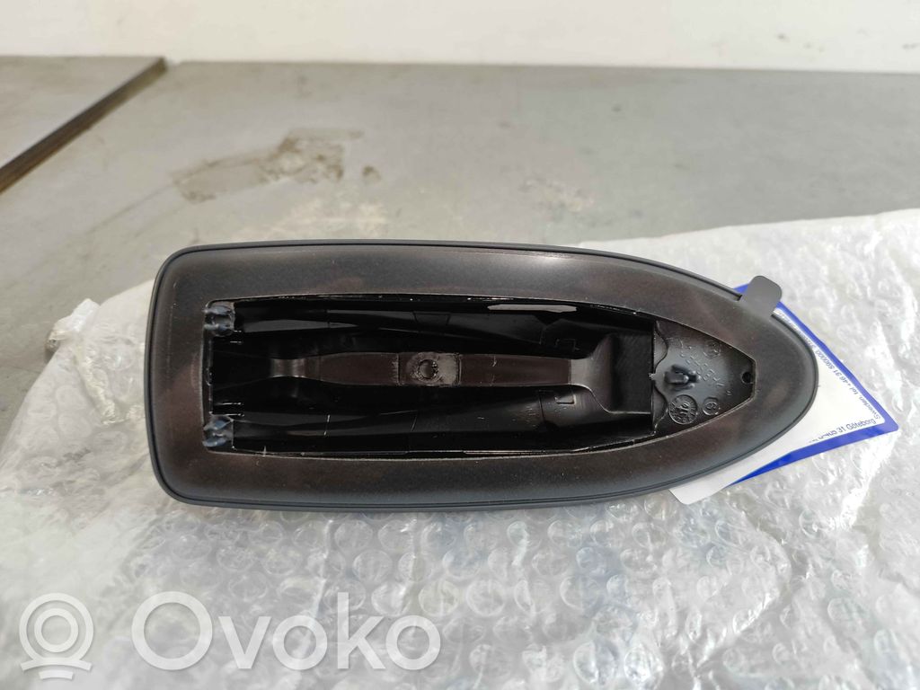 Volvo S60 Kattoantennin (GPS) suoja 