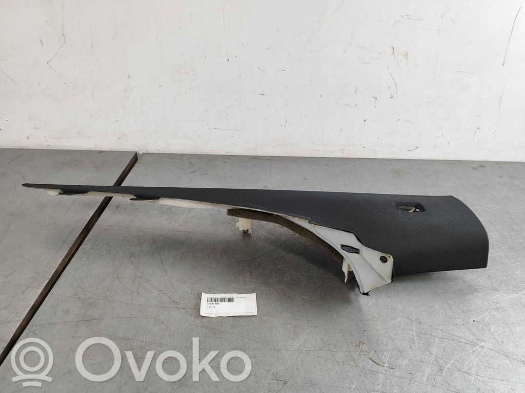 Osłona górna słupka / D   31651684,39835263,31485895