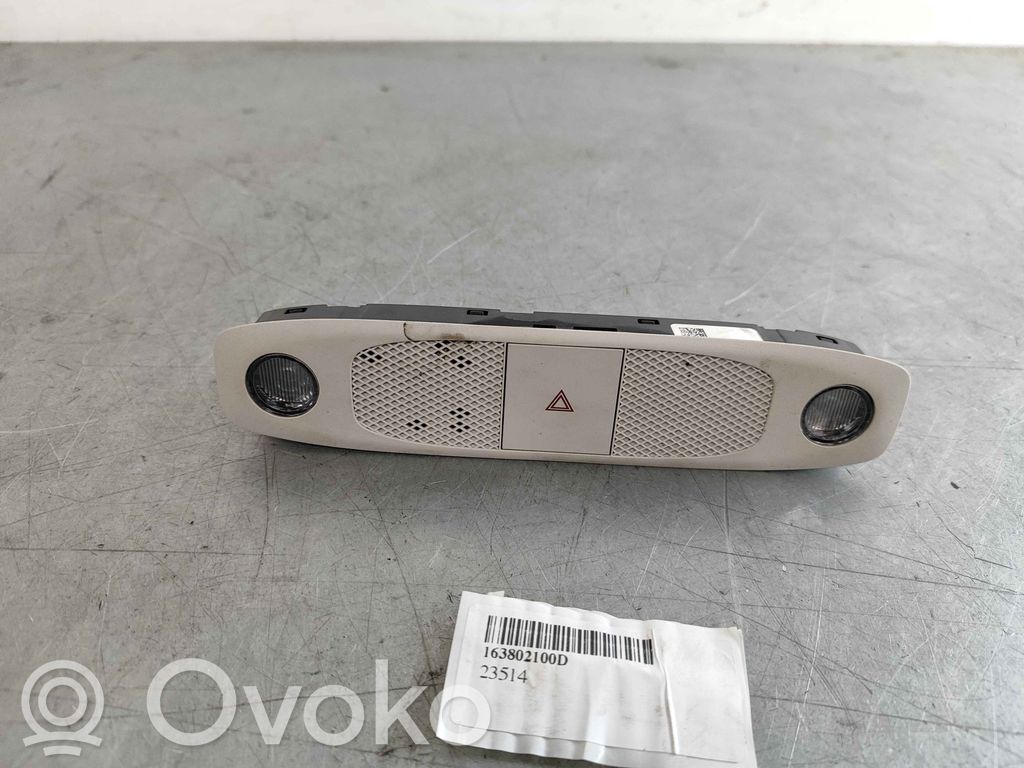 Tesla Model Y Botón interruptor de luz de peligro 