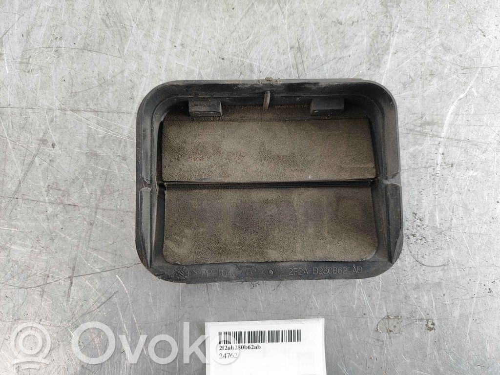 Lüftungsgitter   2F2AB280B62AB
