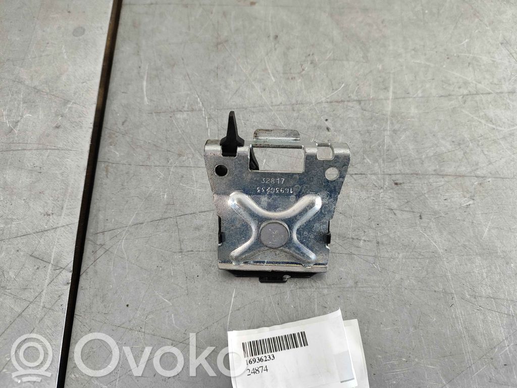 Tesla Model S Muu etuoven verhoiluelementti 