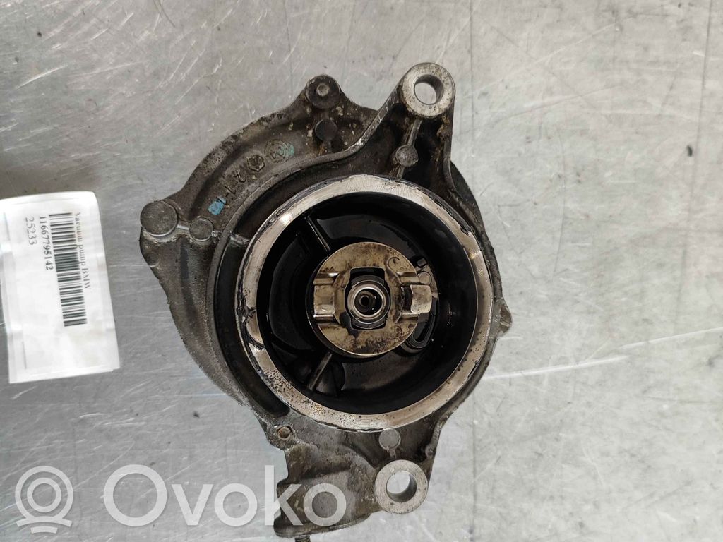 BMW 7 E65 E66 Vacuum pump 