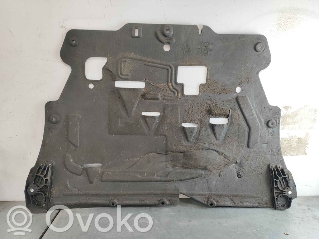 Volvo XC60 Engine splash shield/under tray 