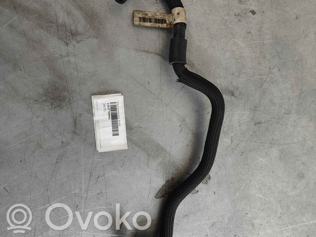 BMW 7 F01 F02 F03 F04 Degvielas caurulīte (-es) 