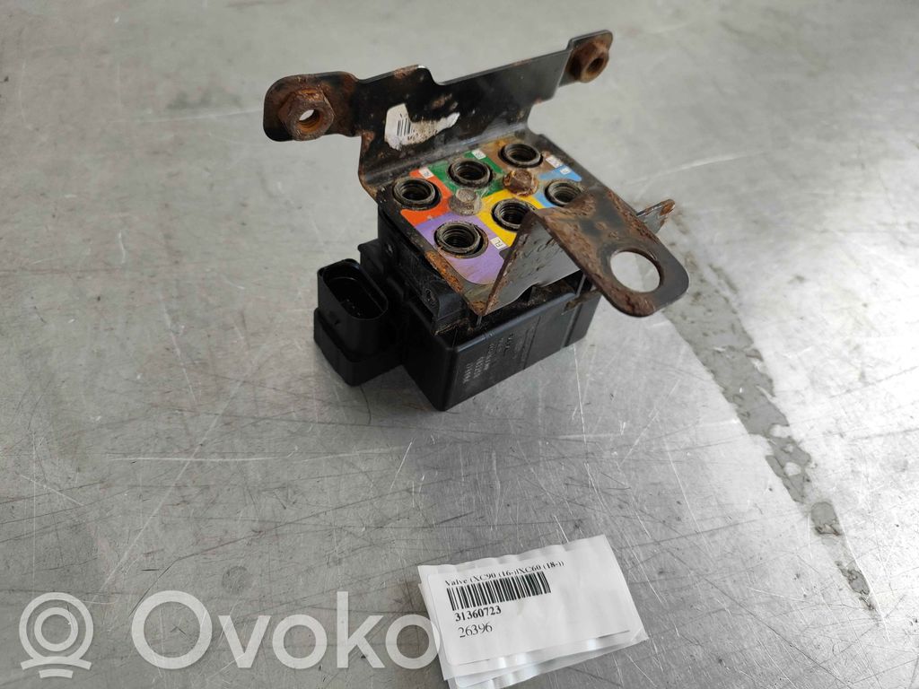 Volvo XC60 Air suspension control unit module (rear) 