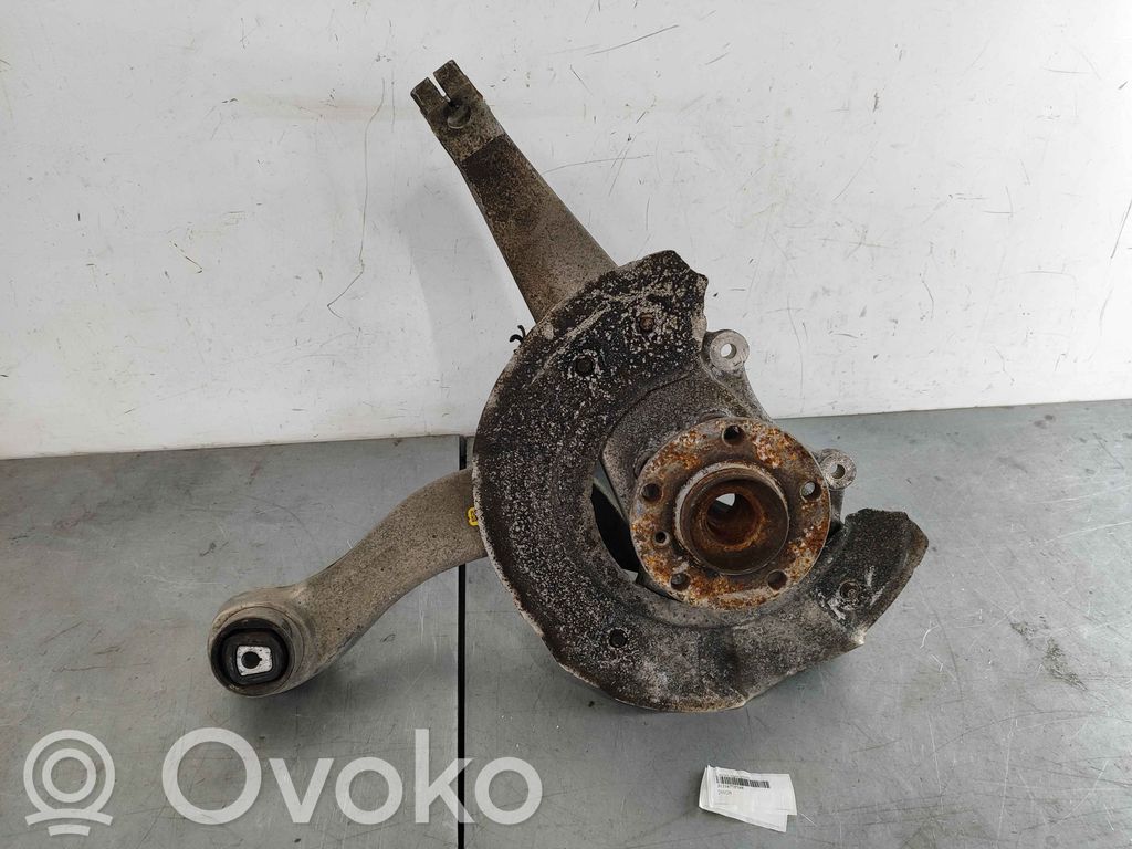 BMW 7 F01 F02 F03 F04 Zwrotnica koła przedniego 