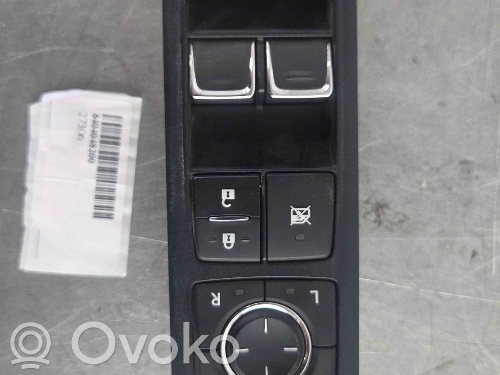 Lexus RX 450H Electric window control switch 