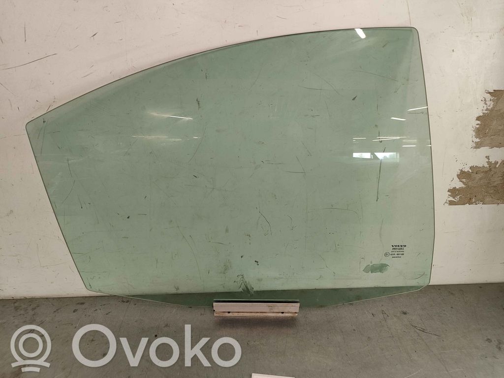 Volvo S60 Luna de la puerta trasera 